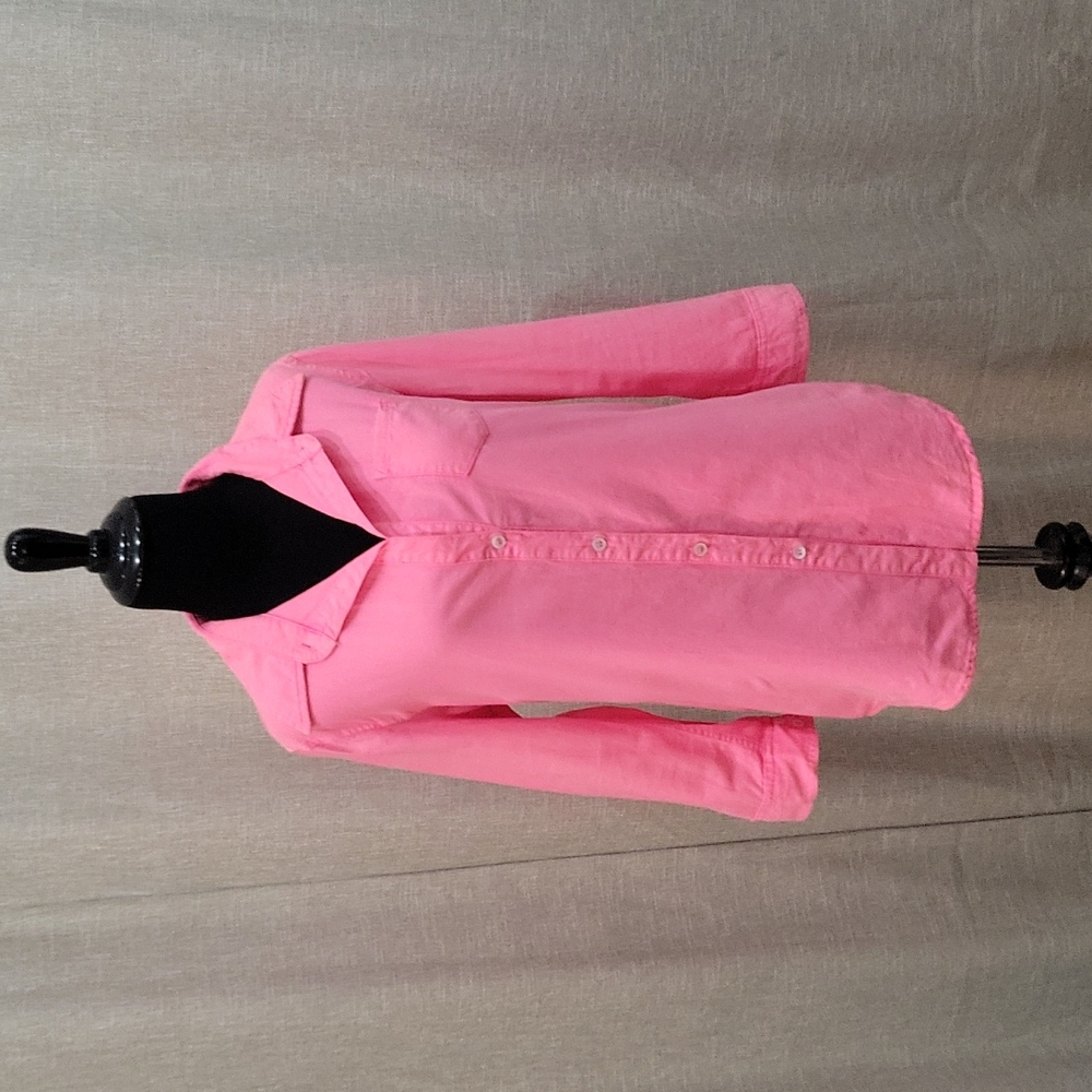 Elizabeth and James Hot Pink 3/4 Sleeve Button Down with Zippered Back